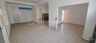 Local commercial - 58 m² - 1 pièce