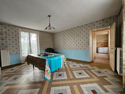 Maison - 93 m² - 4 pièces