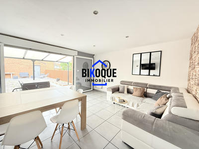 Maison - 75 m² - 5 pièces