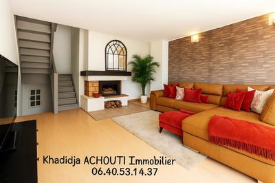 Maison - 95 m² - 5 pièces