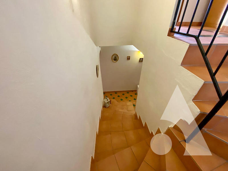 Maison - 161 m² - 6 pièces