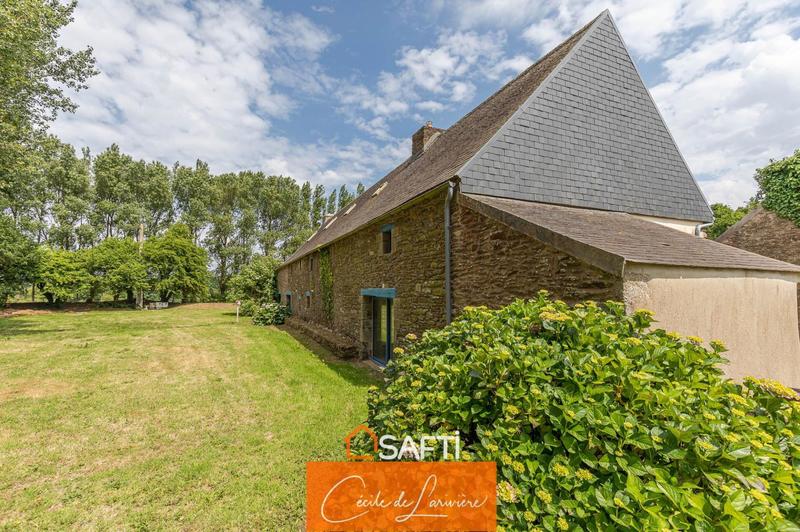 Maison - 350 m² - 12 pièces