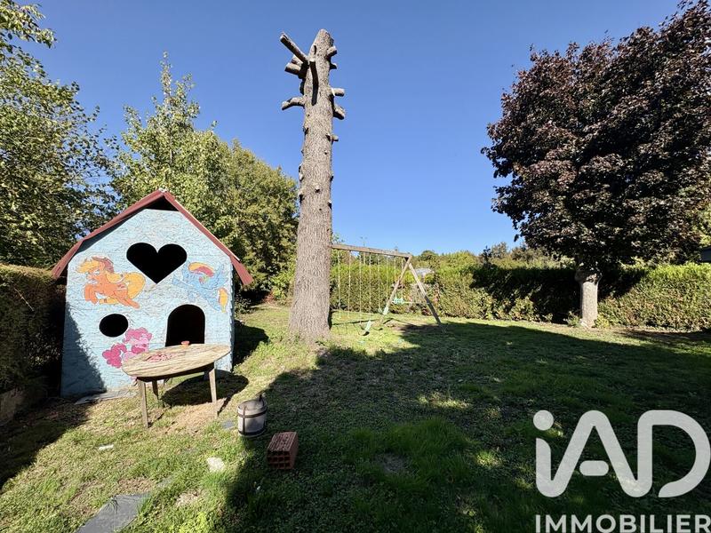 Maison - 345 m² - 8 pièces