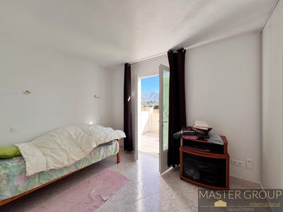 Maison - 178 m² - 6 pièces