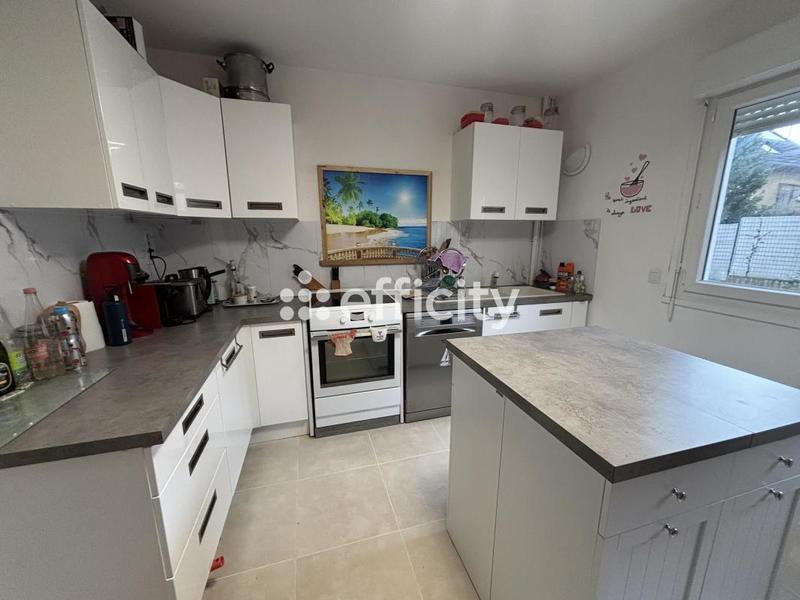 Maison - 190 m² - 8 pièces