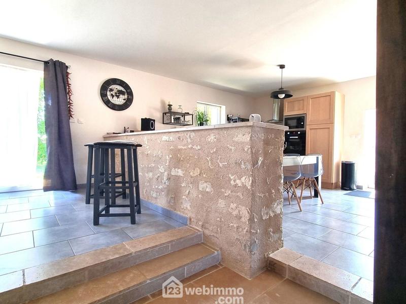 Maison - 388 m² - 10 pièces