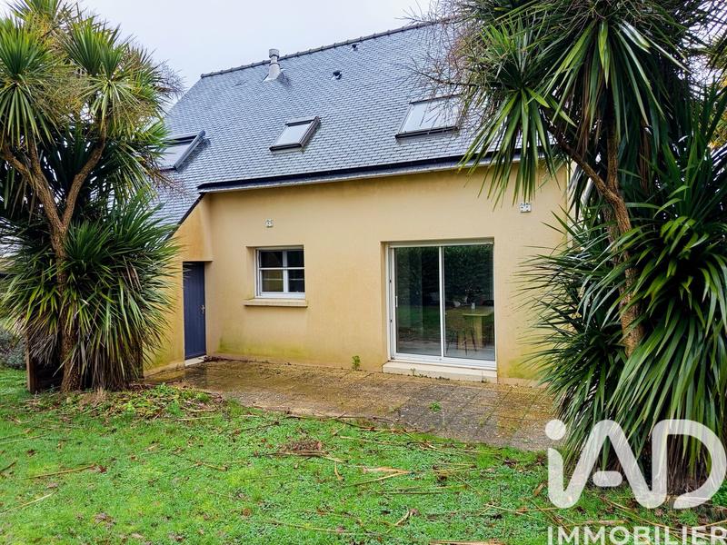 Maison - 96 m² - 5 pièces