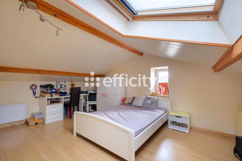 Maison - 196 m² - 6 pièces