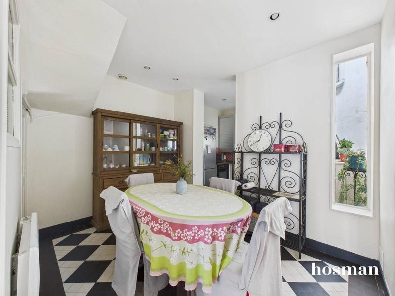 Maison - 98 m² - 6 pièces