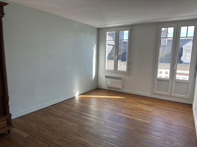 Appartement - 95 m² - 4 pièces