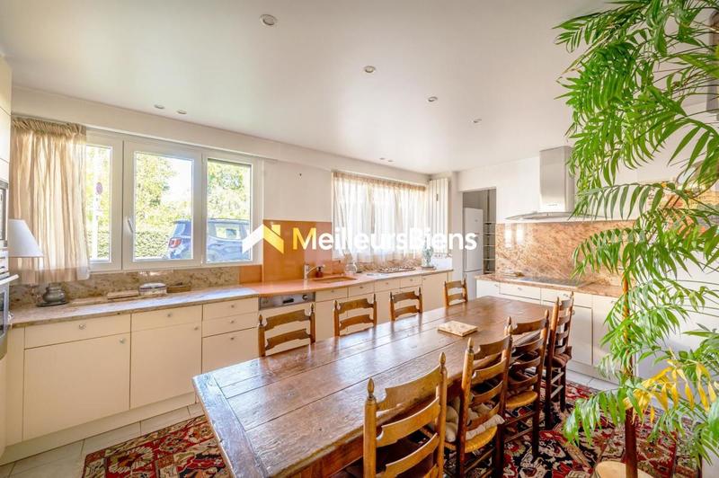 Appartement - 117 m² - 5 pièces