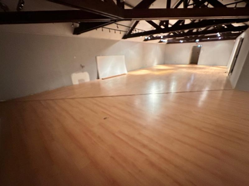 Local d'activités - 180 m²