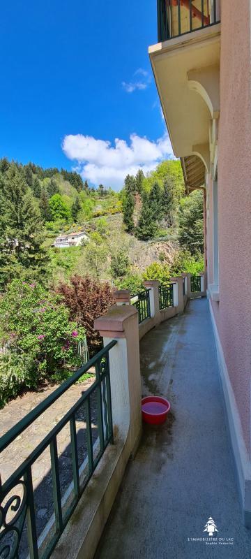 Maison - 299 m² - 14 pièces