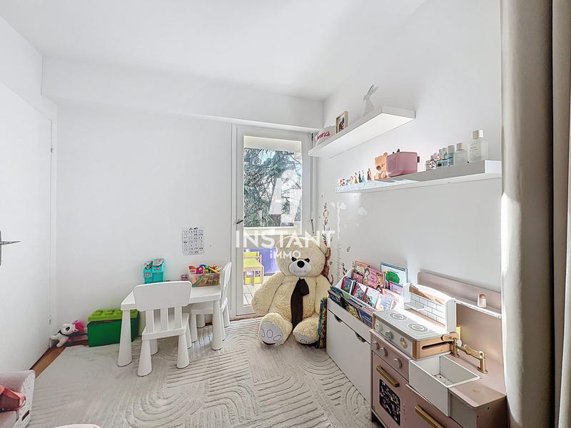 Appartement - 82 m² - 4 pièces