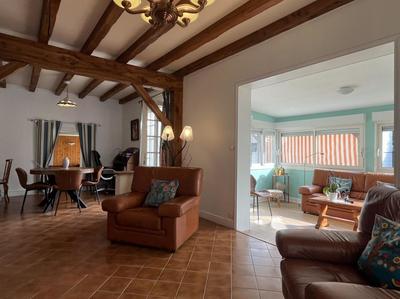 Maison - 120 m² - 5 pièces