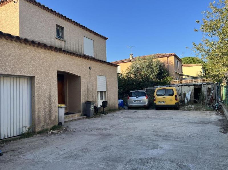 Maison - 104 m² - 4 pièces