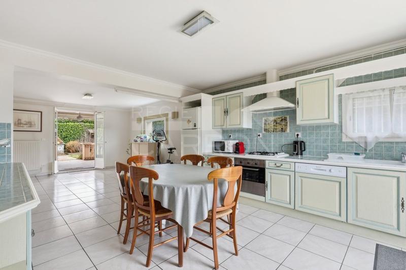 Maison - 157 m² - 6 pièces