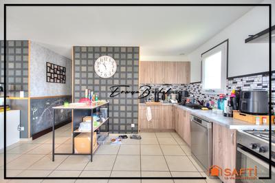 Maison - 111 m² - 5 pièces