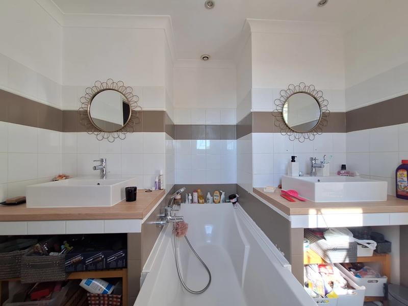 Villa - 160 m² - 5 pièces