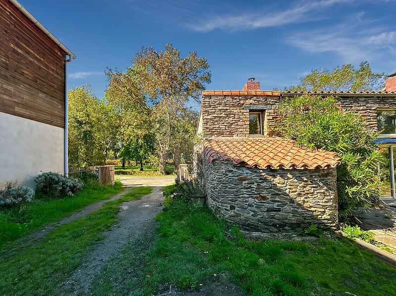 Maison - 164 m² - 5 pièces