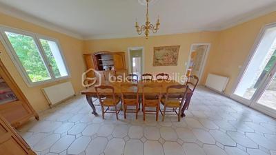 Propriété - 149 m² - 6 pièces