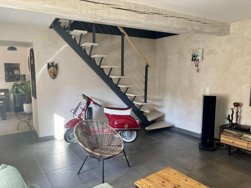 Mas - 200 m² - 8 pièces