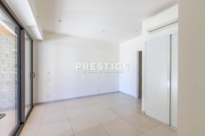 Maison - 143 m² - 6 pièces