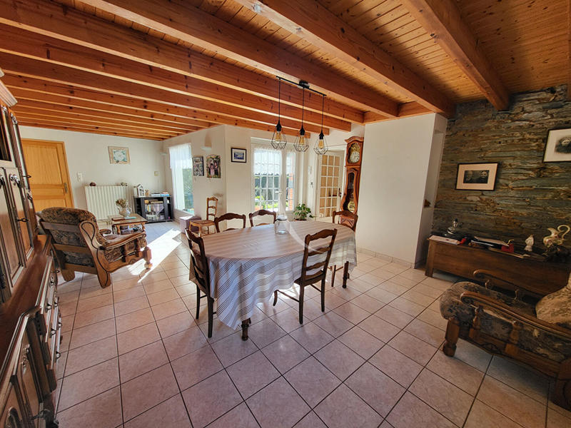 Maison - 103 m² - 5 pièces