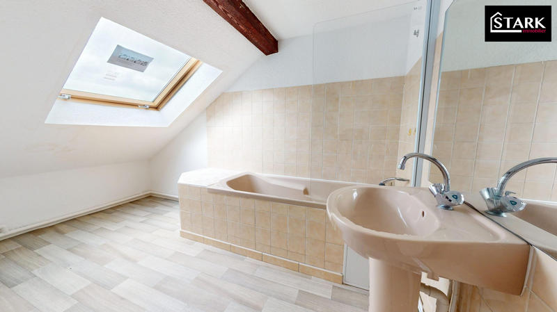 Appartement - 82 m² - 3 pièces