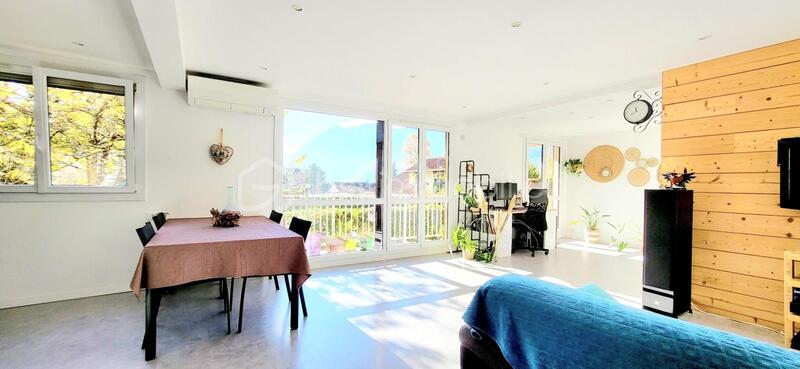 Appartement - 108 m² - 4 pièces