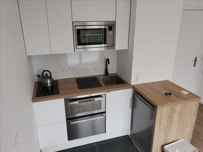 Studio - 25 m² - 1 pièce