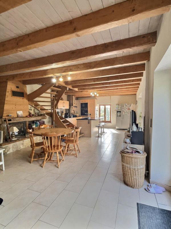 Maison - 135 m² - 5 pièces