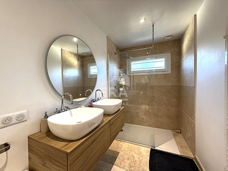 Maison - 94 m² - 4 pièces