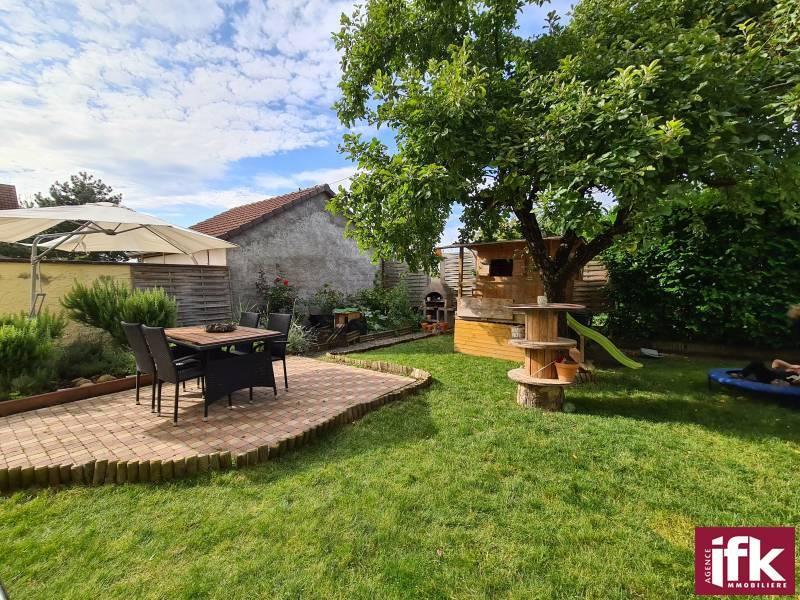 Maison - 147 m² - 5 pièces