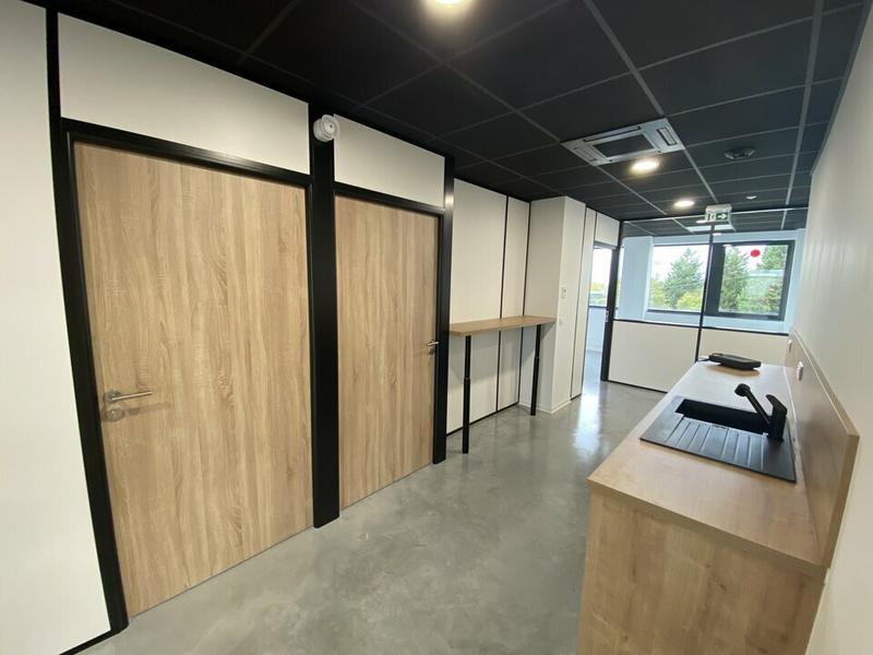Bureau - 156 m²