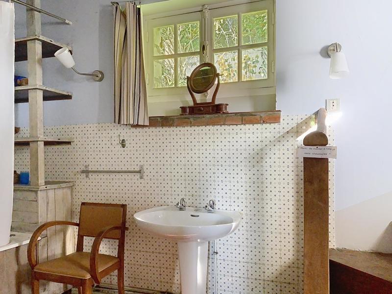 Maison - 325 m² - 14 pièces