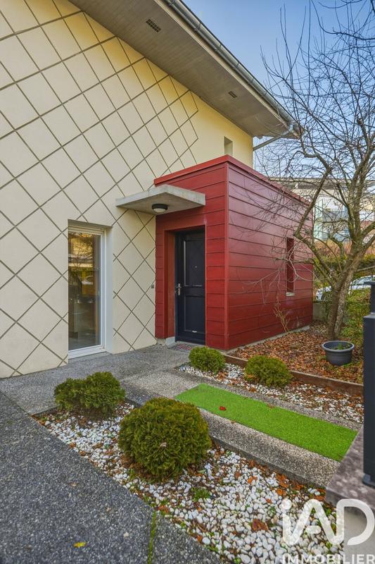 Maison - 96 m² - 4 pièces