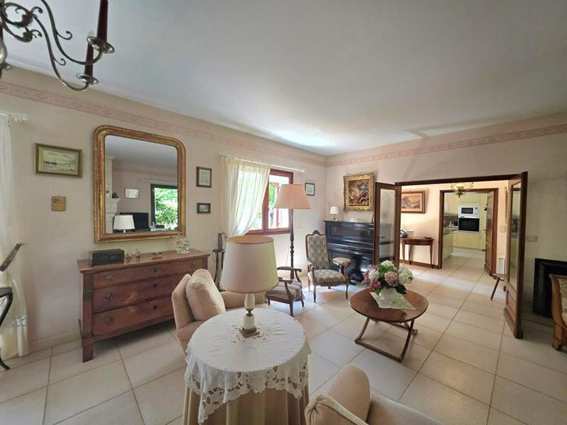 Maison - 153 m² - 5 pièces