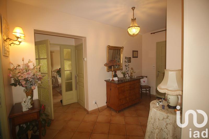 Maison - 187 m² - 7 pièces