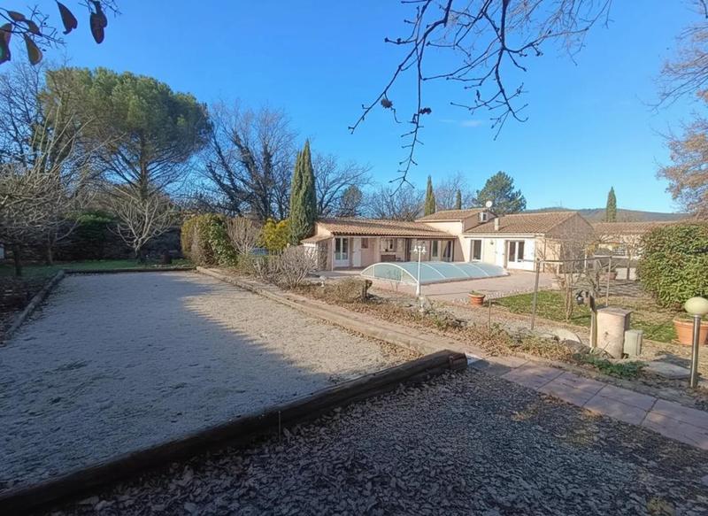 Maison - 161 m² - 7 pièces