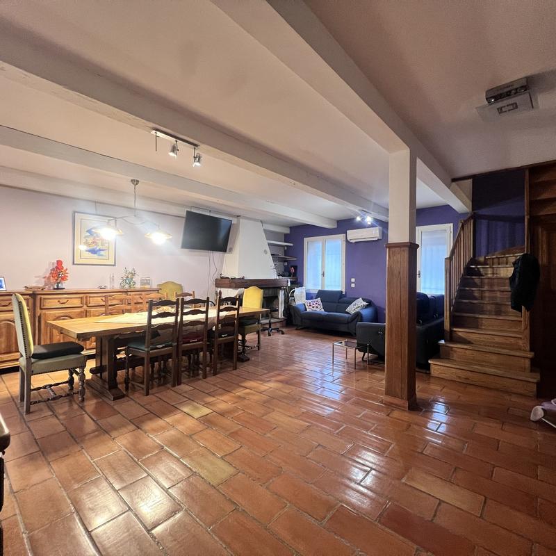 Maison ancienne - 238 m² - 7 pièces