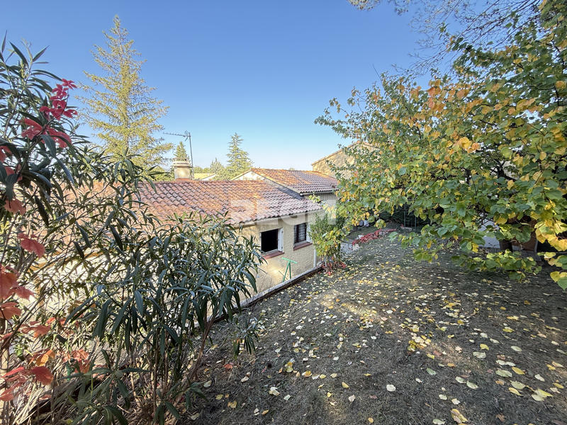 Maison - 93 m² - 4 pièces