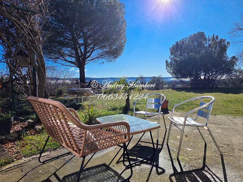 Maison - 180 m² - 6 pièces