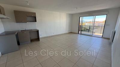 Appartement - 65 m² - 3 pièces