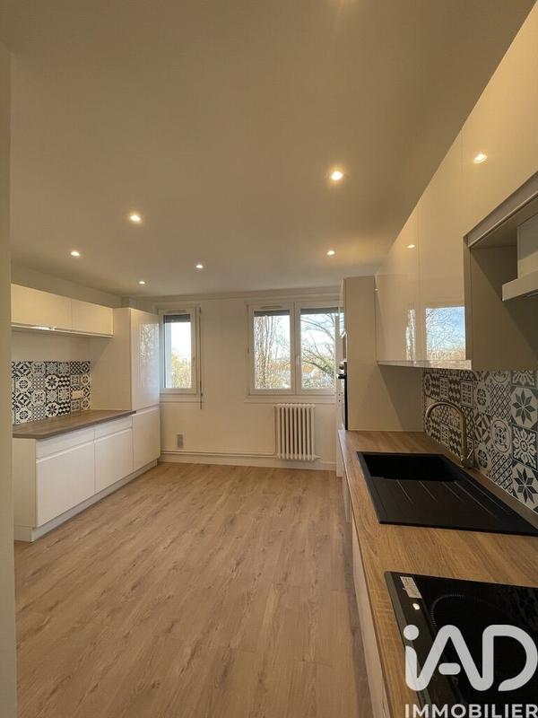 Appartement - 79 m² - 4 pièces