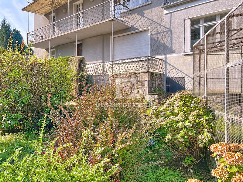 Maison - 190 m² - 9 pièces