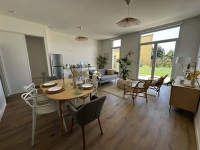 Appartement - 93 m² - 4 pièces