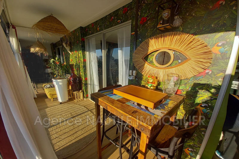 Appartement - 65 m² - 2 pièces