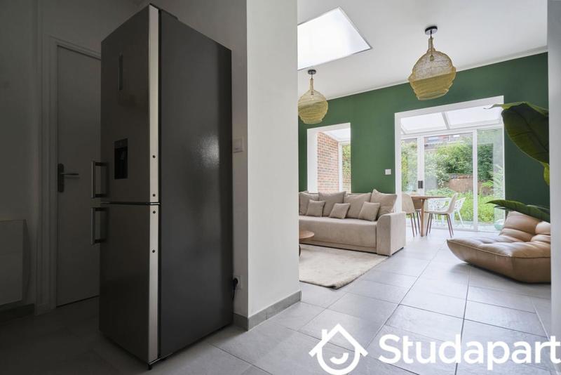 Chambre - 11 m² - 1 pièce