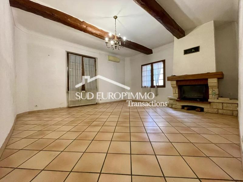 Maison - 172 m² - 6 pièces